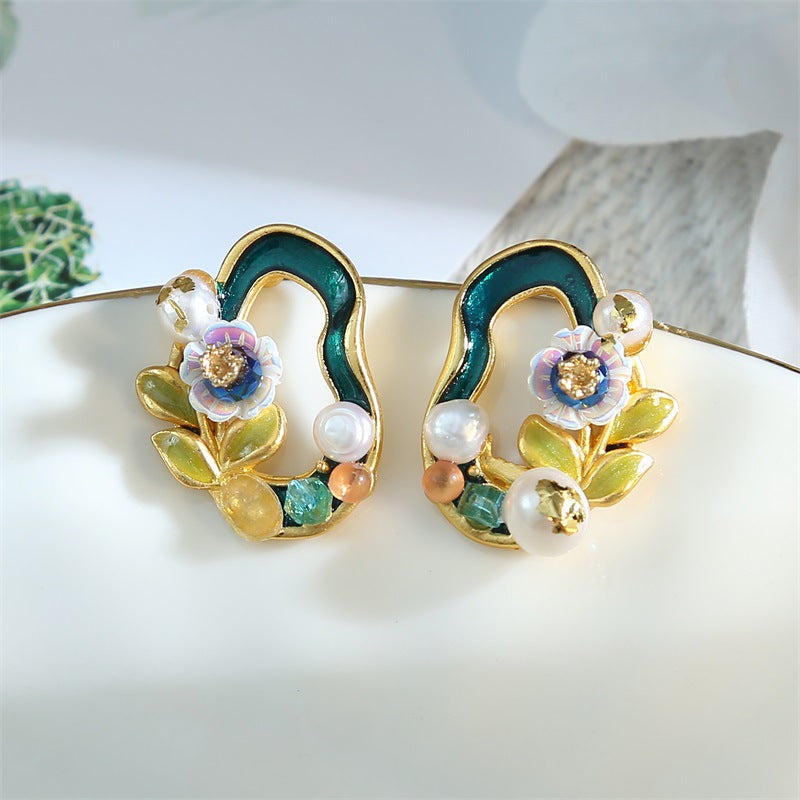 Oil Painting Geometric Flower Freshwater Pearl Stud Earrings, Antique Style Earrings, Simple, Exquisite and High-end Earrings