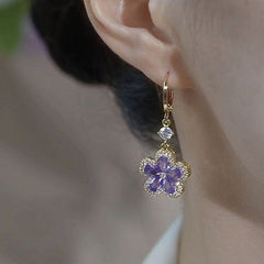 Purple Zircon Flower Earrings, Fashionable and Elegant, High-end Five-petal Flower Earrings, Niche and Simple Ear Buckles for Women