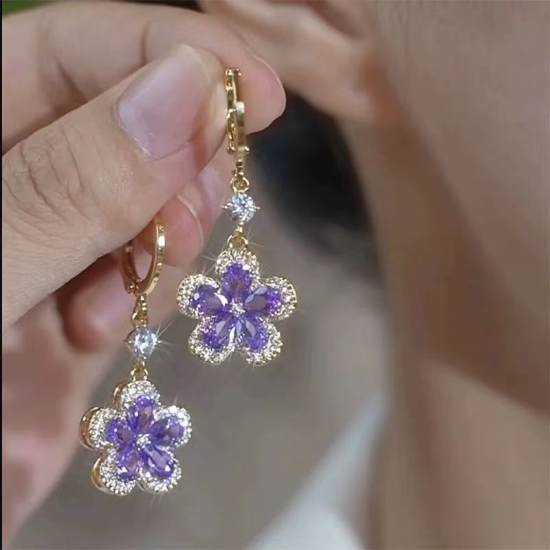 Purple Zircon Flower Earrings, Fashionable and Elegant, High-end Five-petal Flower Earrings, Niche and Simple Ear Buckles for Women