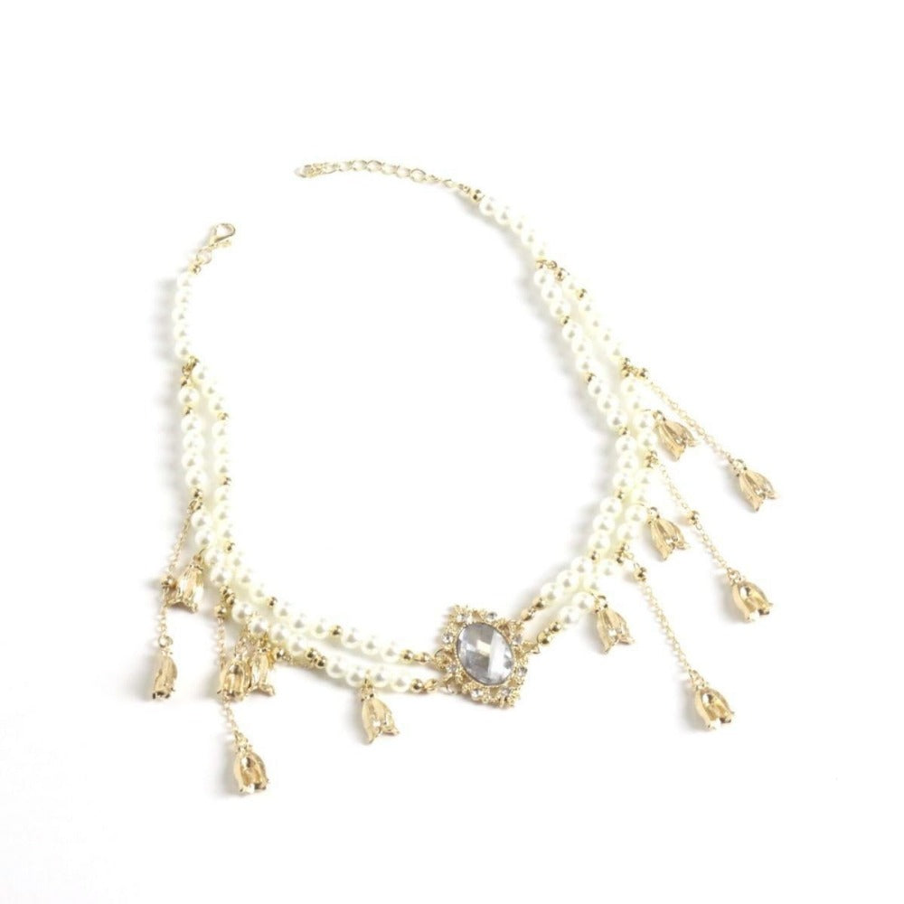 Retro Court-style Pearl and Flower Necklace
