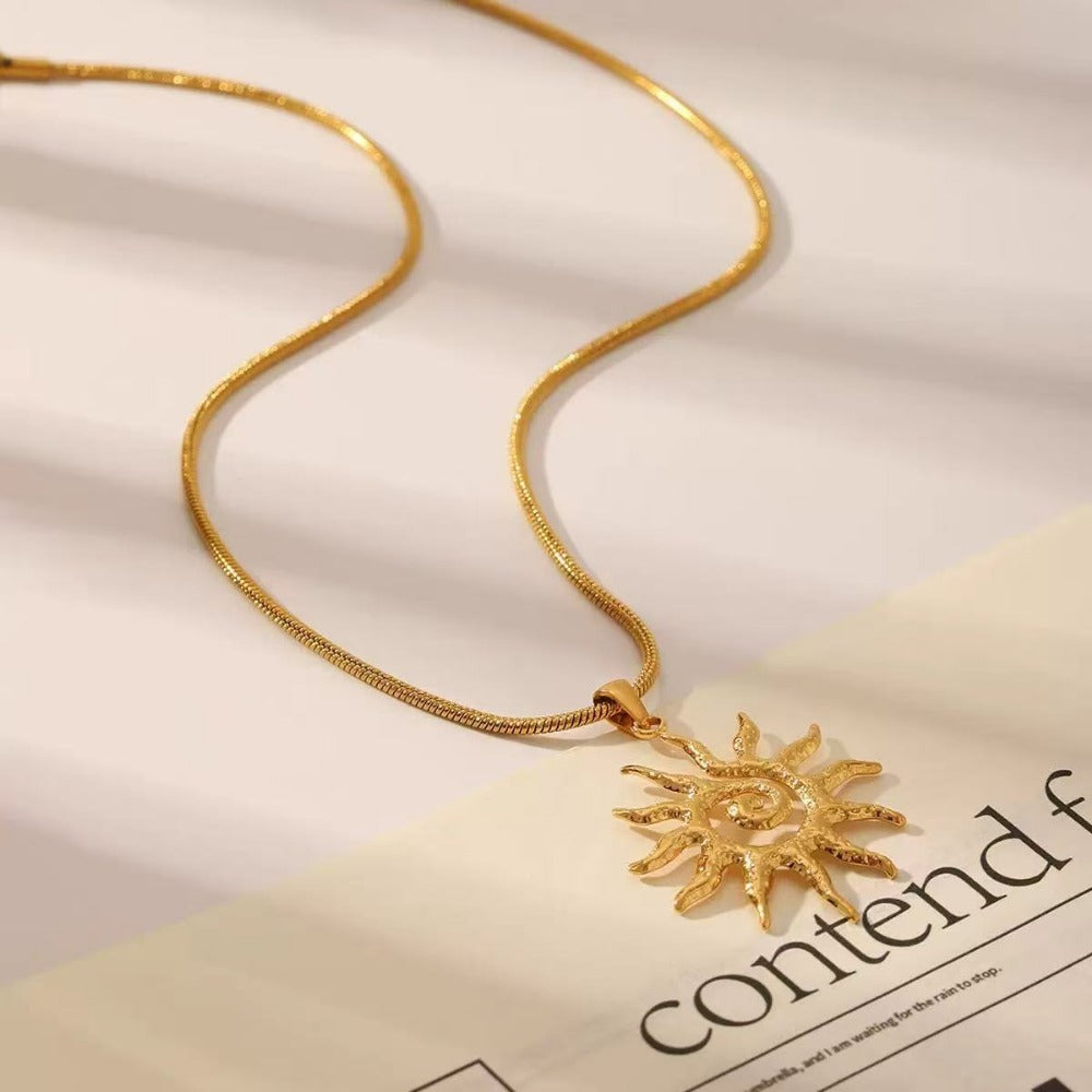 Fashion Hollow Sun Titanium Steel Personality Creative Spiral Clavicle Necklace