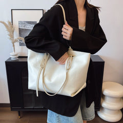 High-end Retro Large-capacity Bag, Fashionable Tote Bag for Women