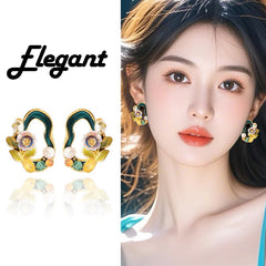 Oil Painting Geometric Flower Freshwater Pearl Stud Earrings, Antique Style Earrings, Simple, Exquisite and High-end Earrings
